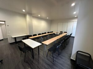 Salle bleue - en "U"